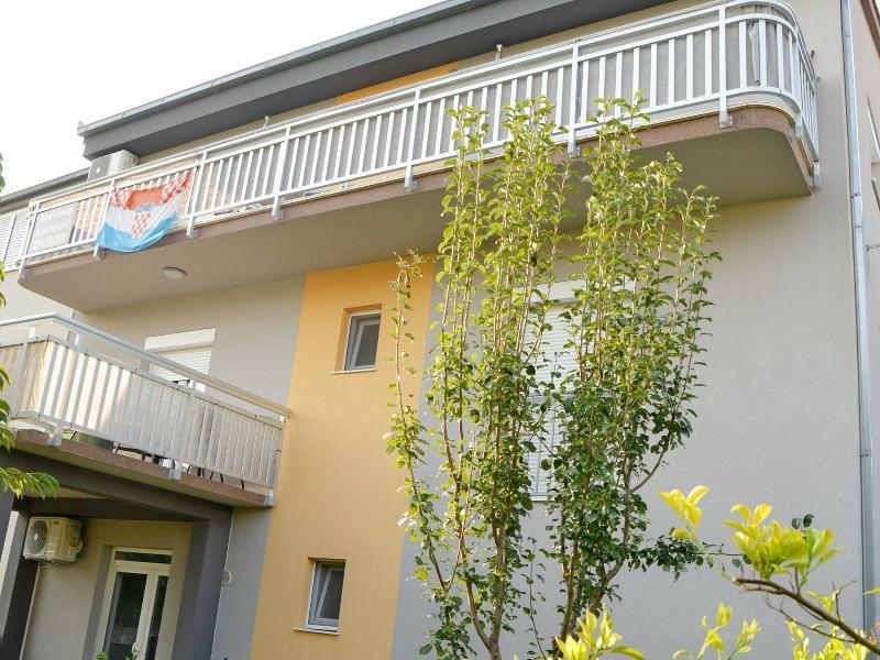 Apartments Damir Kaštel Štafilić Kültér fotó