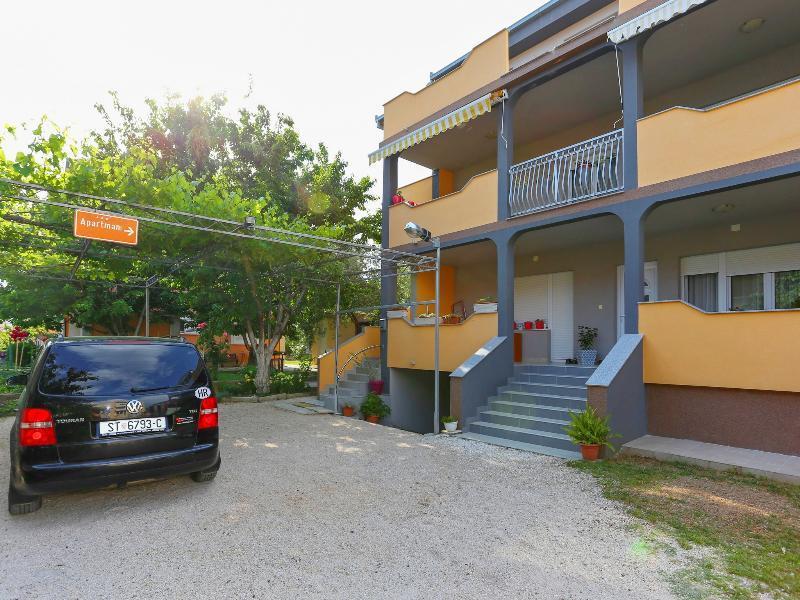 Apartments Damir Kaštel Štafilić Kültér fotó